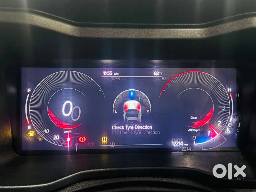 Mahindra Xuv 3xo Ax5 Pm Mt, 2024, Petrol