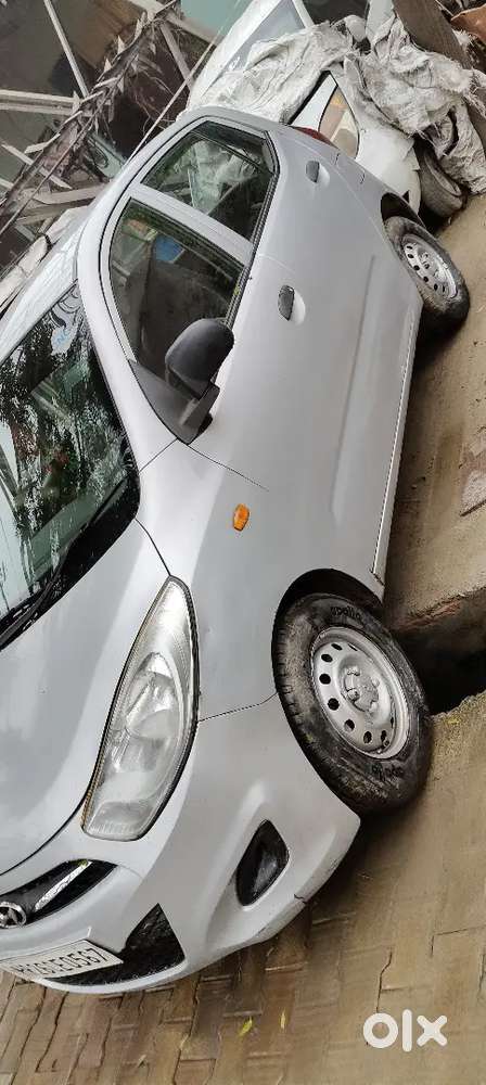 Hyundai I10 2014 Cng & Hybrids 87000 Km Driven