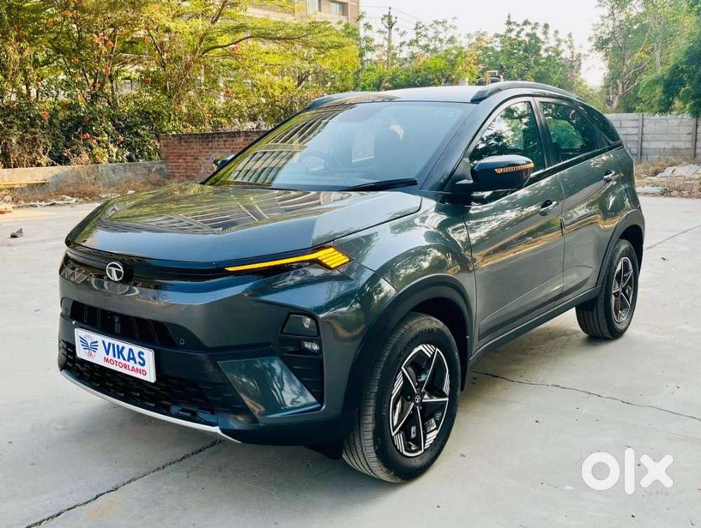 Tata Nexon Fearless Plus S Purple 1.2 Revotron Petrol 7dca Dt, 2023,..
