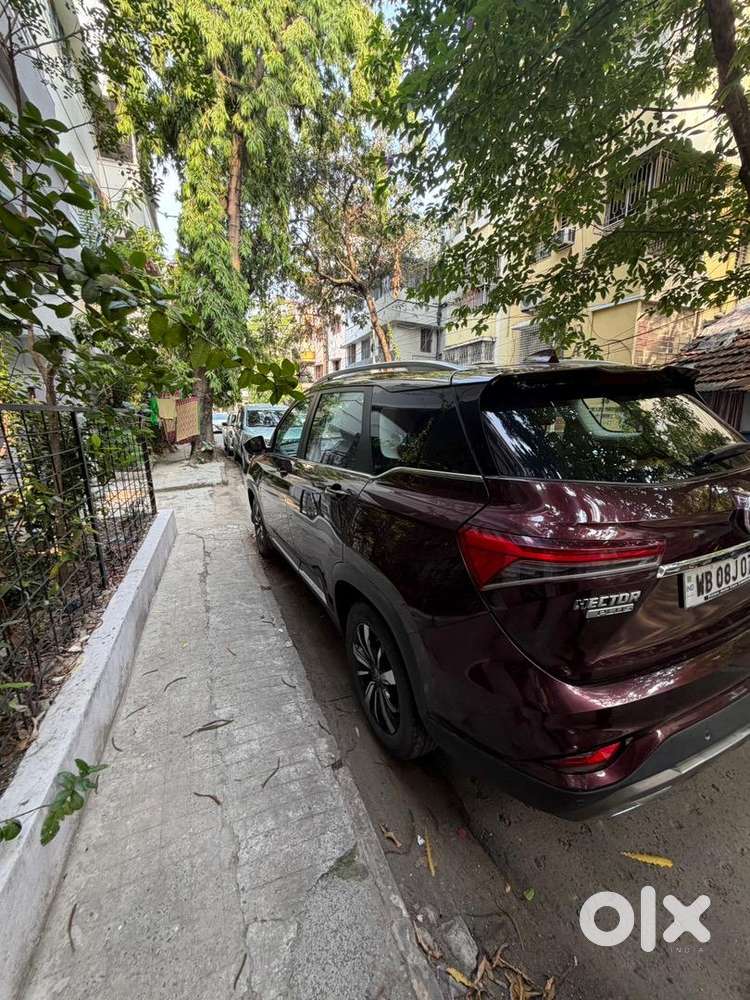 Mg Hector Plus 2020 Petrol Well Maintained