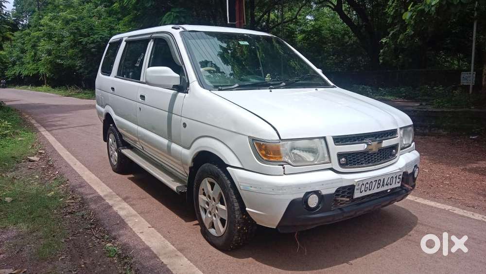 Chevrolet Tavera 2012-2017 Neo 3 Ls 7 Seats Bsiv, 2016, Diesel