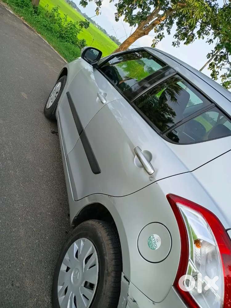Maruti Suzuki Swift 1.2 2012