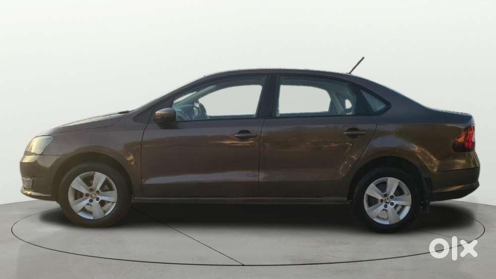 Skoda Rapid 1.0 Ambition Tsi, 2020, Petrol