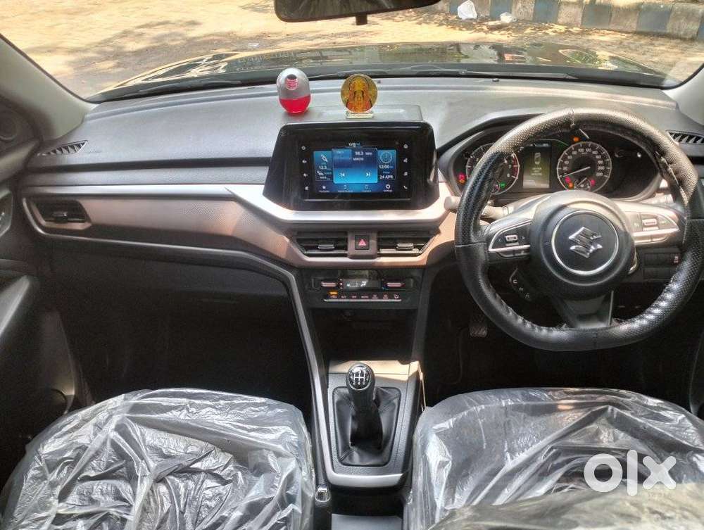 Maruti Suzuki Brezza 1.5 Zxi Smart Hybrid, 2023, Petrol