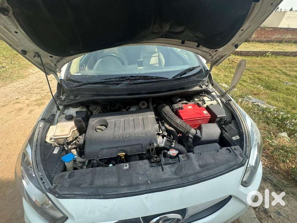 Hyundai Fluidic Verna 2012 Diesel 75417 Km Driven