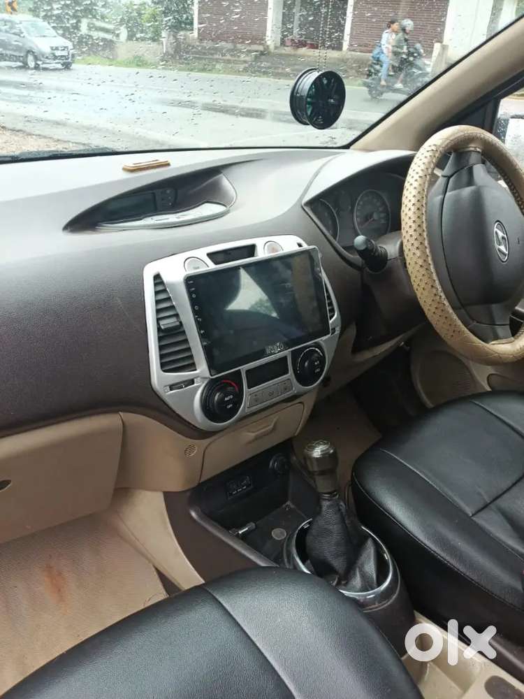 Hyundai I20 2011 Petrol 80000 Km Driven