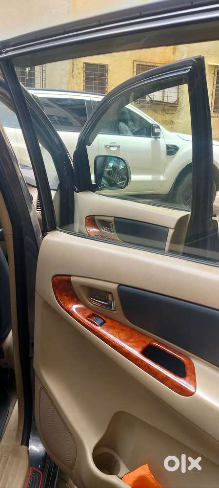 Toyota Innova 2007 Diesel 147494 Km Driven