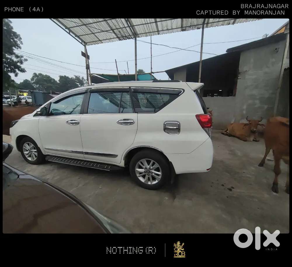 Toyota Innova Crysta 2.4 V 2017