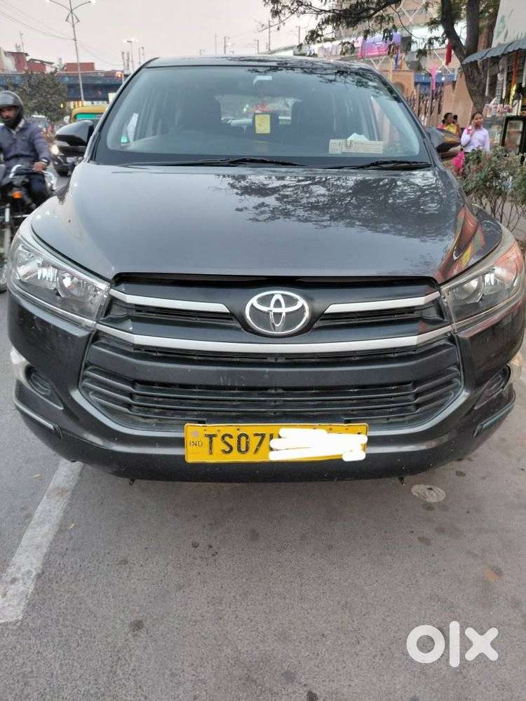 Toyota Innova Crysta 2.4 G Mt 8s, 2016, Diesel