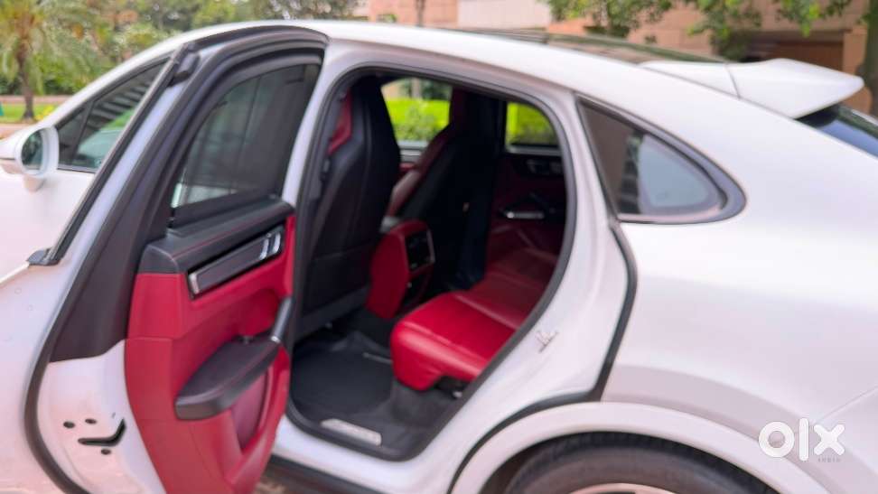 Porsche Cayenne Turbo, 2020, Petrol