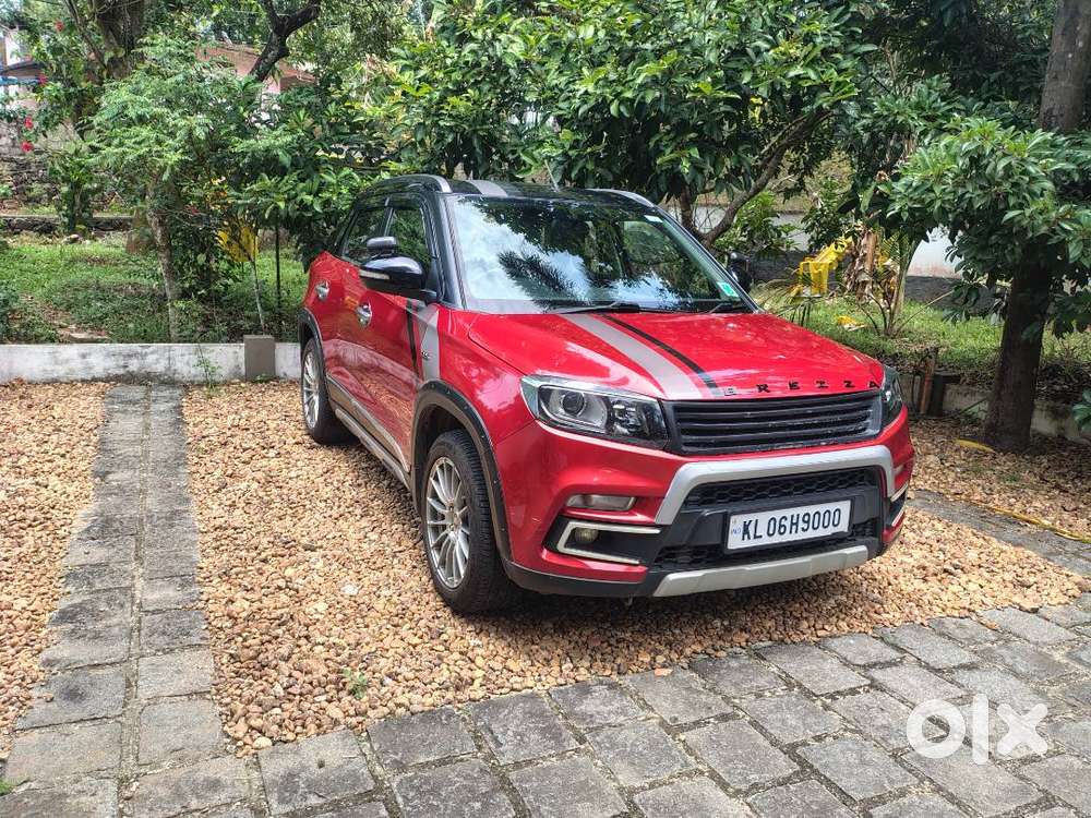 Maruti Suzuki Vitara Brezza 2017 Diesel Top Variant Well Maintained