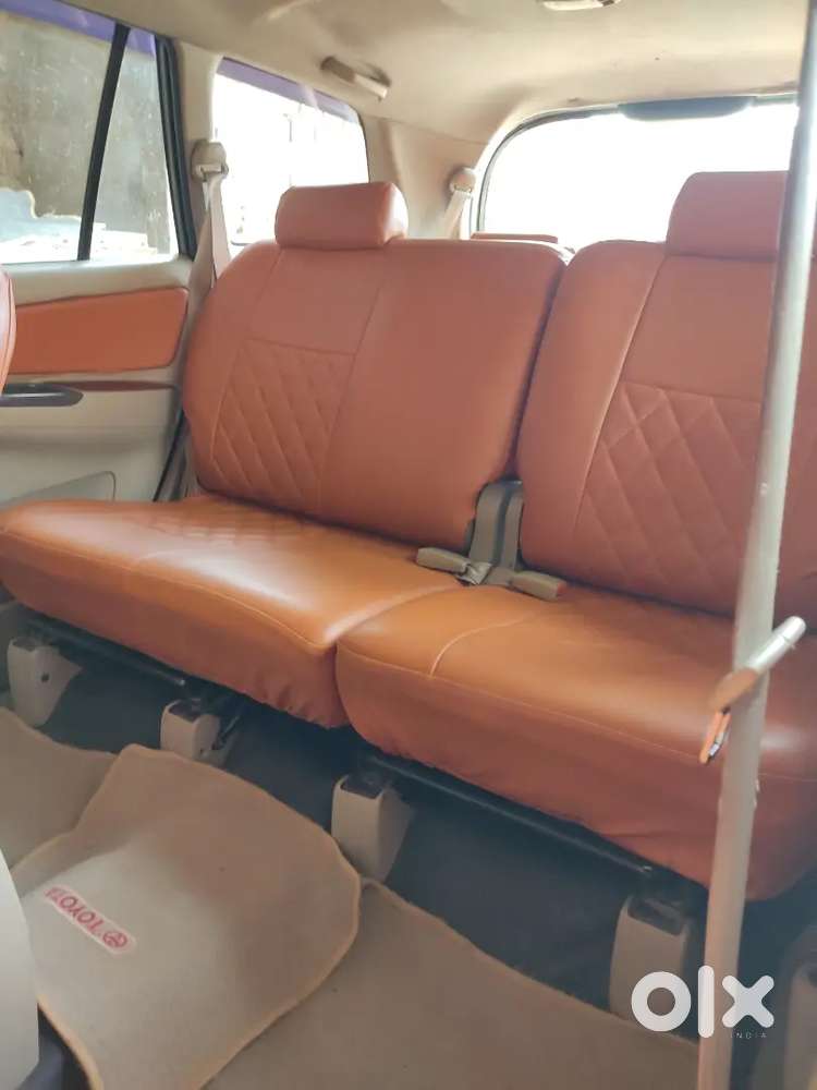 Toyota Innova 2.5 2012