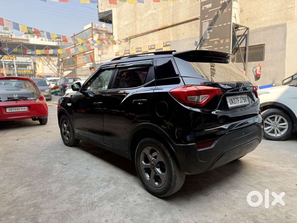 Mahindra Xuv300 W6, 2023, Petrol