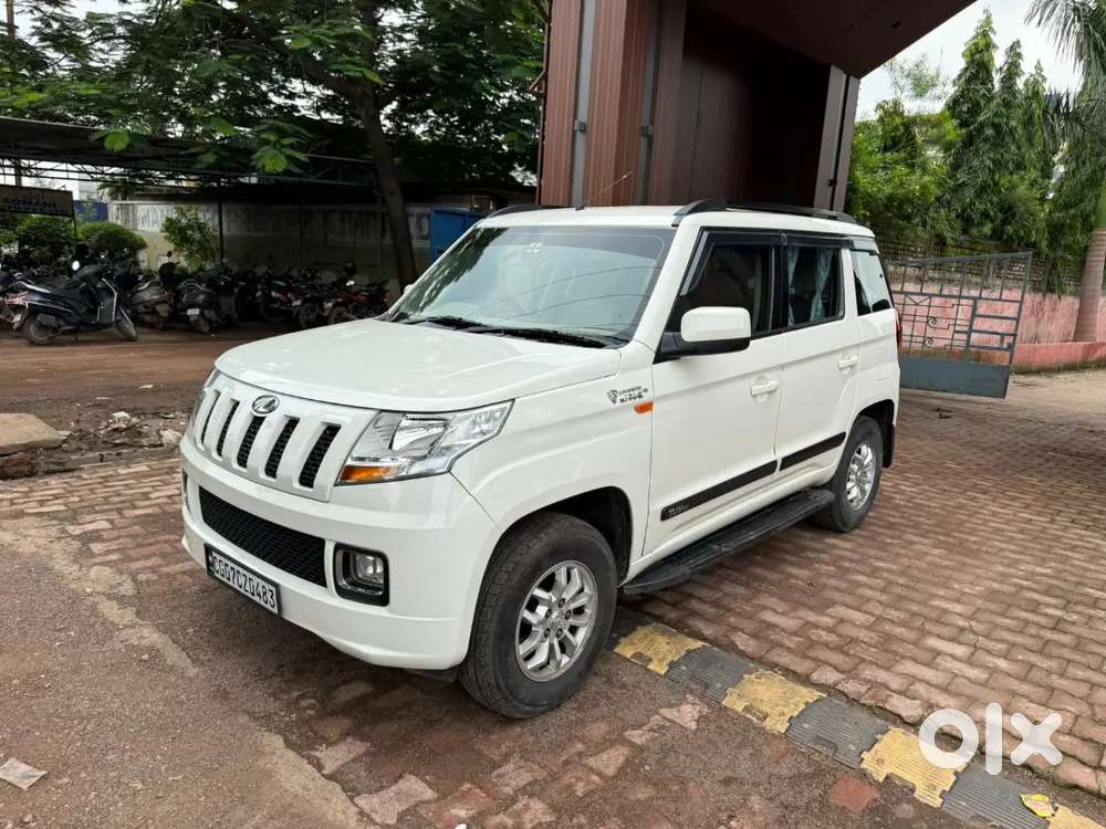 Mahindra Tuv 300 2017