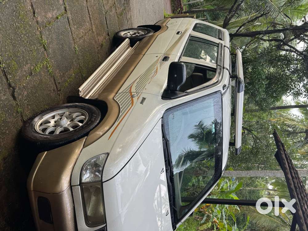 Chevrolet Tavera Neo 2010 Diesel 140000 Km Driven