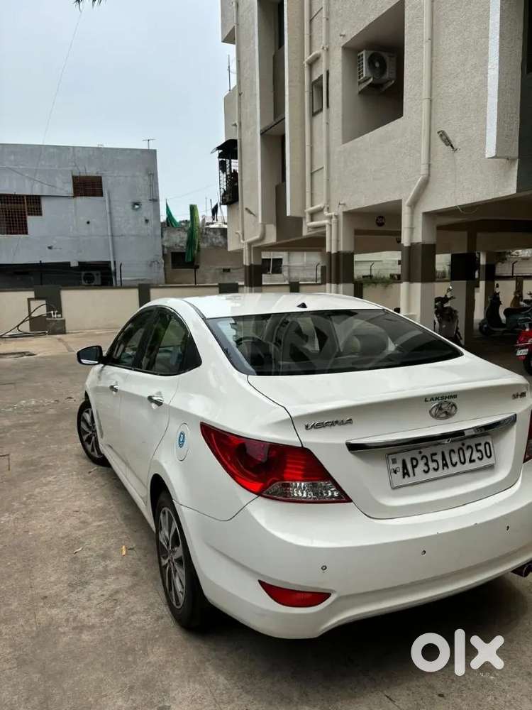 Hyundai Verna 1.6 2015 Year