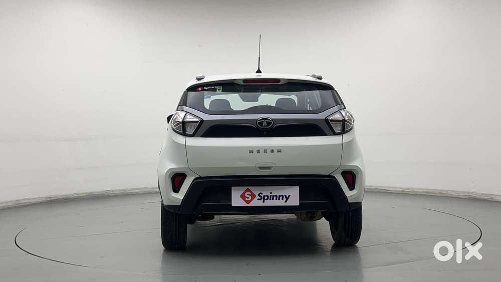 Tata Nexon 1.2 Revotron Xma Amt (s), 2021, Petrol