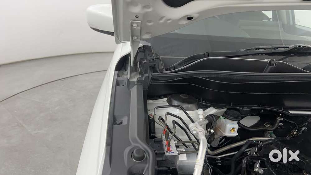 Maruti Suzuki Grand Vitara 1.5 Delta Smart Hybrid At, 2025, Petrol