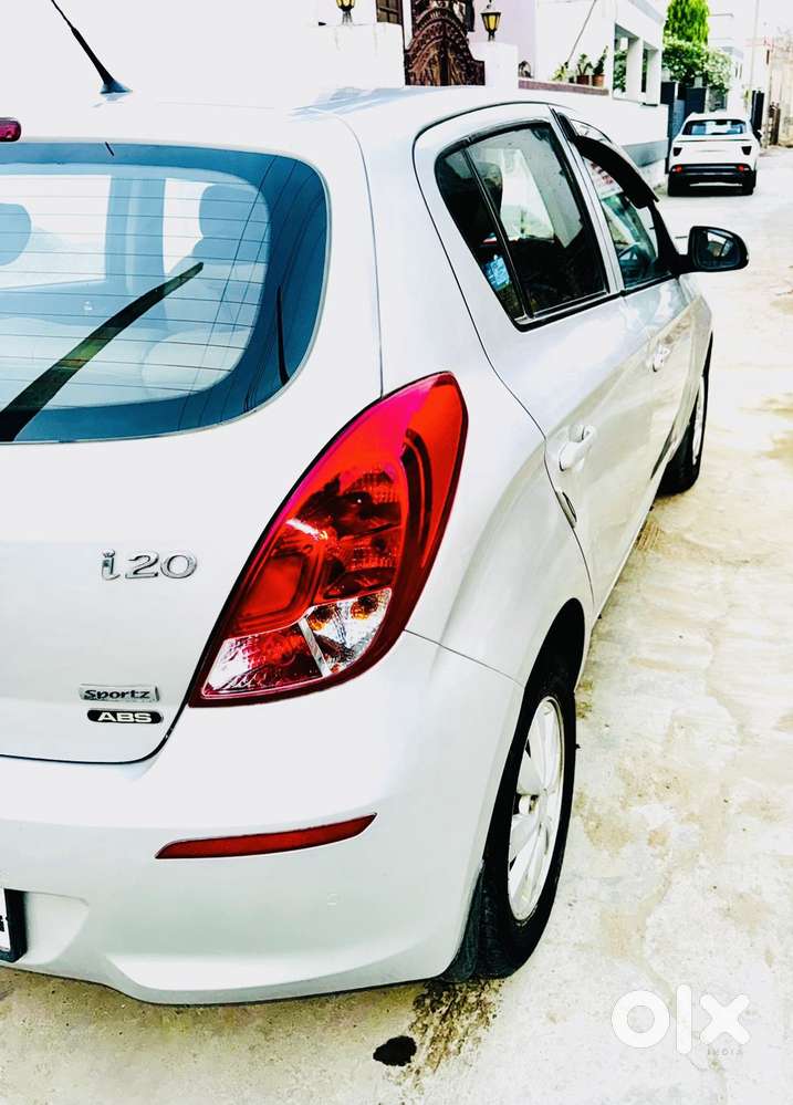 Hyundai I20 2010-2012 1.2 Sportz, 2012, Petrol