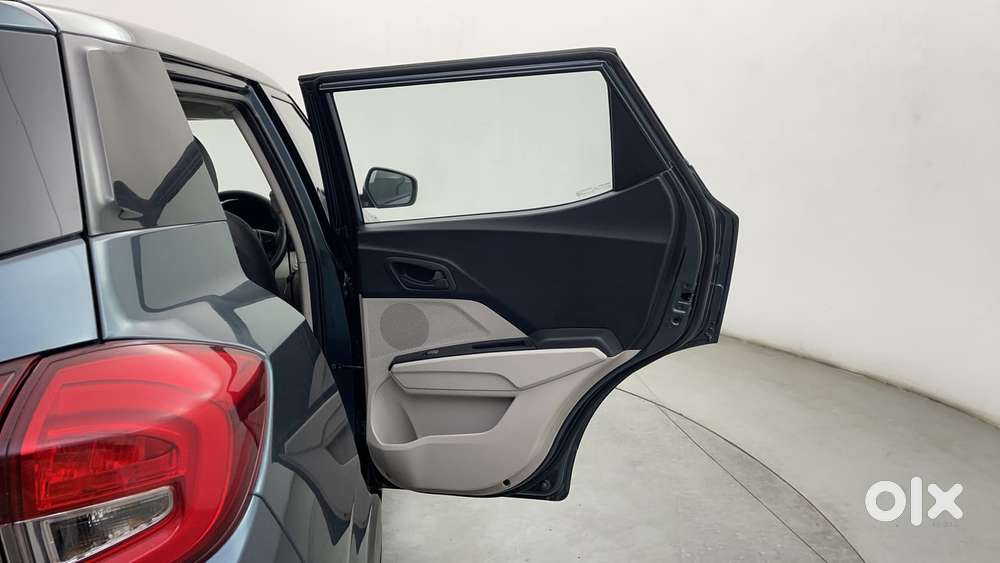 Mahindra Xuv300 W4 Diesel, 2023, Diesel