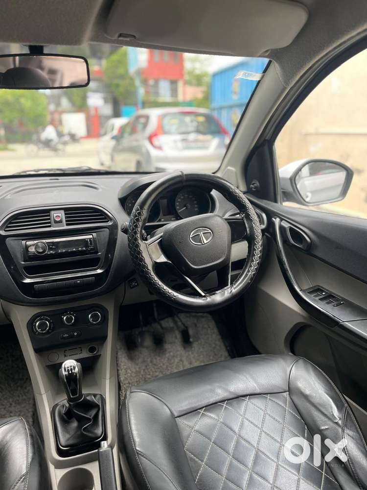 Tata Tiago 1.2 Revotron Xt Rhythm, 2018, Petrol