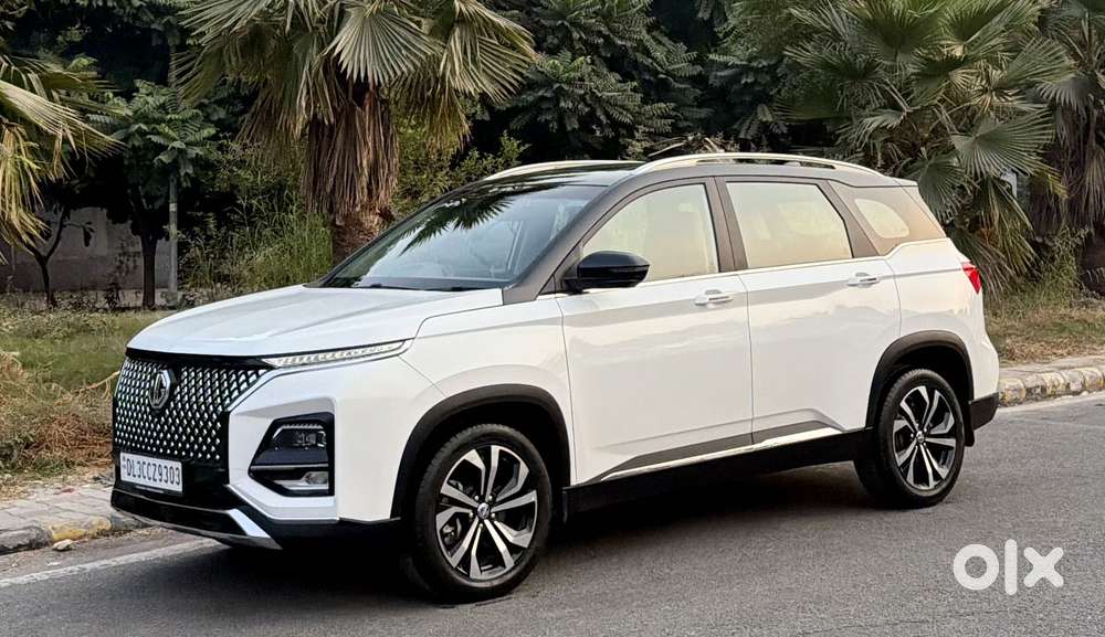 Mg Hector Plus Savvy Pro 1.5 Turbo Petrol Cvt 7 Str Dual Tone, 2024,..