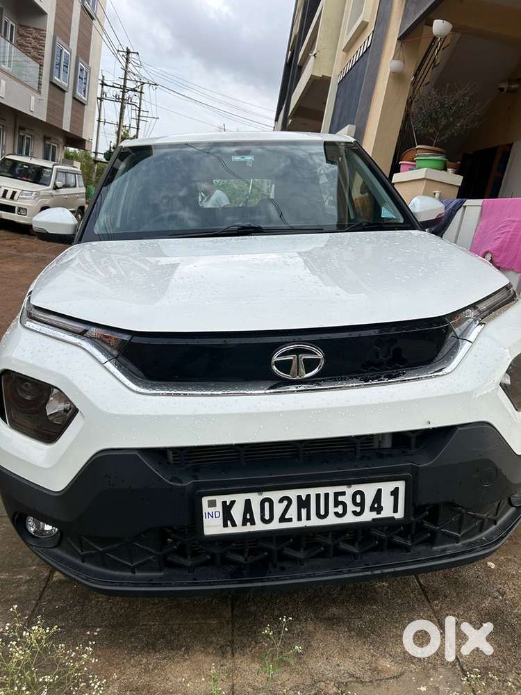 Tata Punch Accomplished Dazzle Mt | Nov 2023 | 24k Driven | 1st Owner