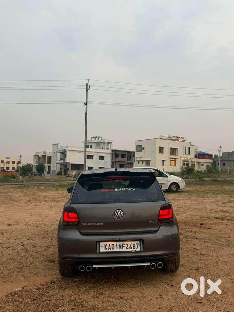 Volkswagen Polo Petrol Manual 2011
