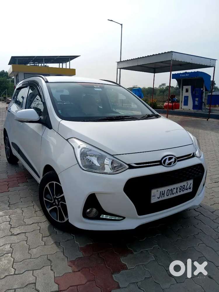 Hundai Grand I10 Asta Well Maintained 40000km 1st Owner