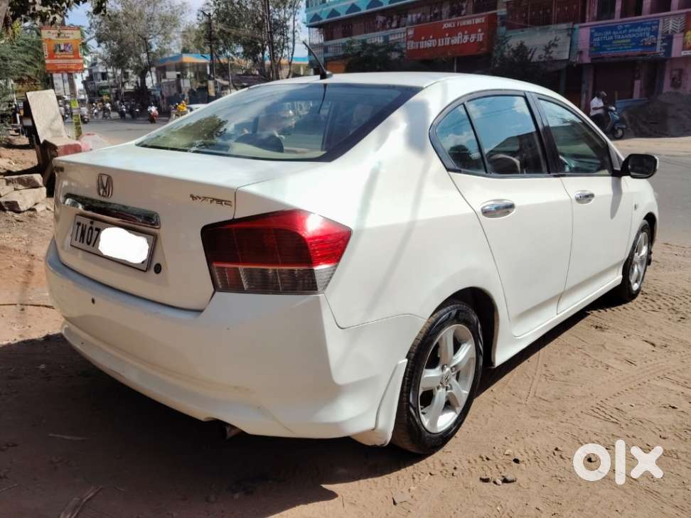 Honda City 2011-2013 V At Exclusive, 2011, Petrol