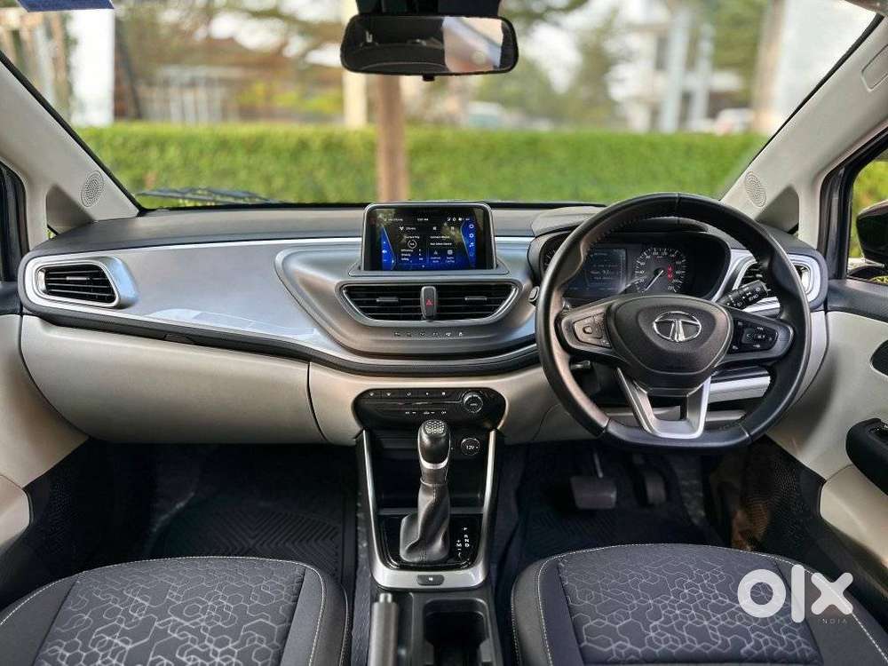 Tata Altroz 1.2 Xza Plus, 2023, Petrol