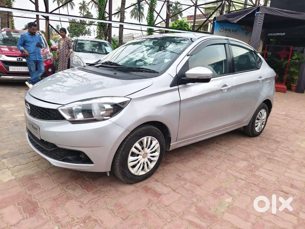 Tata Tigor, 2017, Petrol