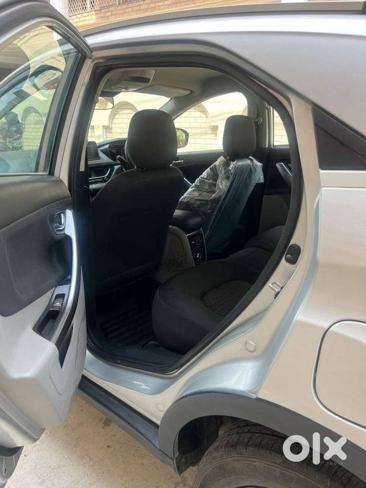 Tata Nexon 1.5 Revotorq Xt, 2017, Diesel