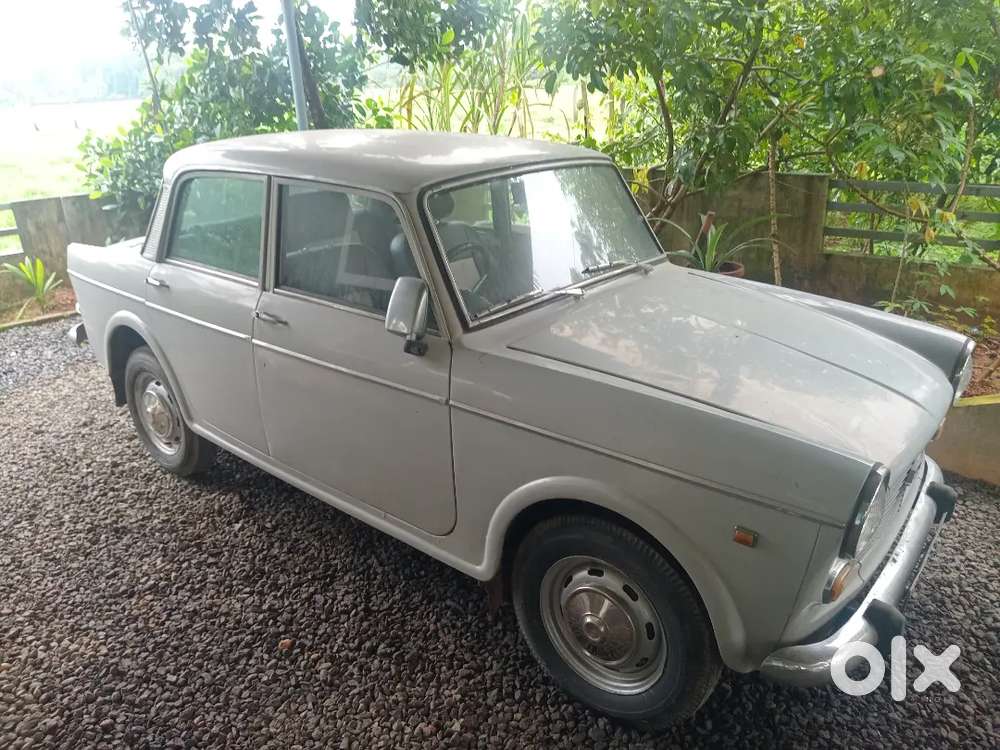 Antique Premier Padmini 1975