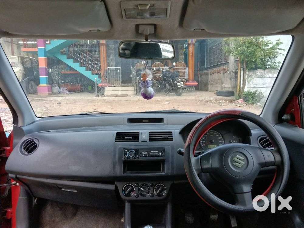 Maruti Suzuki Swift 1.2 Lxi (o), 2006, Petrol