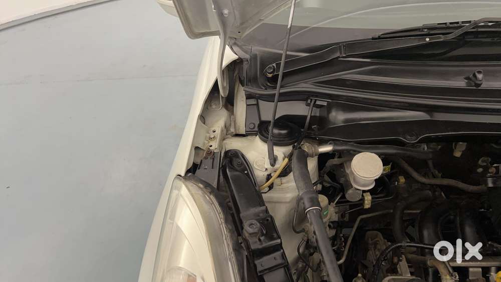 Maruti Suzuki Swift Vvt Vxi, 2014, Petrol