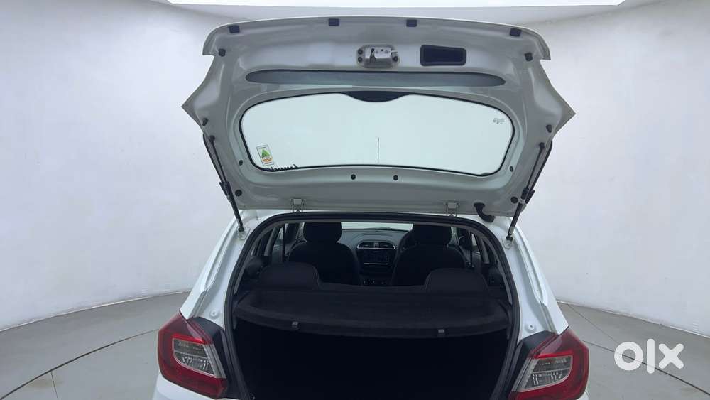 Tata Tiago 1.2 Revotron Xt Option, 2021, Petrol