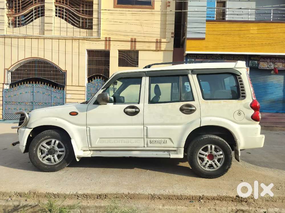 Mahindra Scorpio Vlx Top End Model Excellent Condition Ac