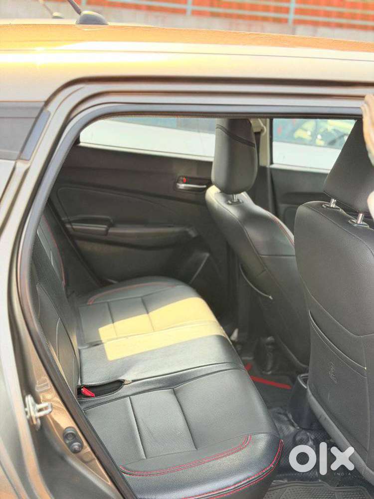 Maruti Suzuki Swift Vxi Optional, 2020, Petrol