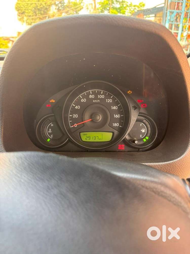 Hyundai Eon 2013 Petrol Well Maintained