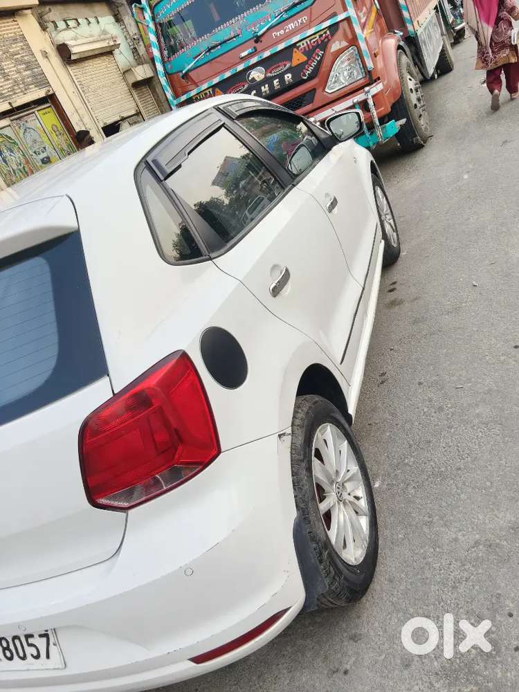Volkswagen Polo 2016 Cng & Hybrids 84000 Km Driven