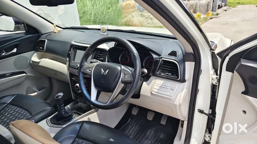 Mahindra Xuv300 2023 Petrol 28000 Km Driven