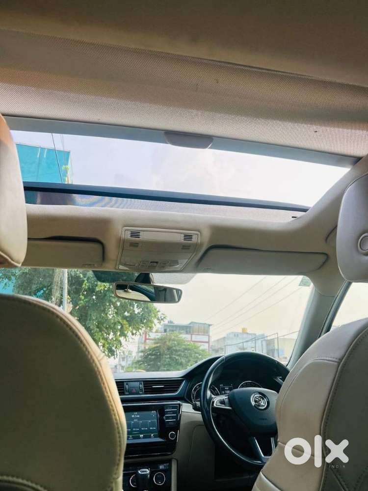 Skoda Superb Style 1.8, 2016, Petrol