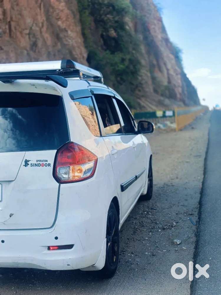 Maruti Suzuki Ertiga 2012