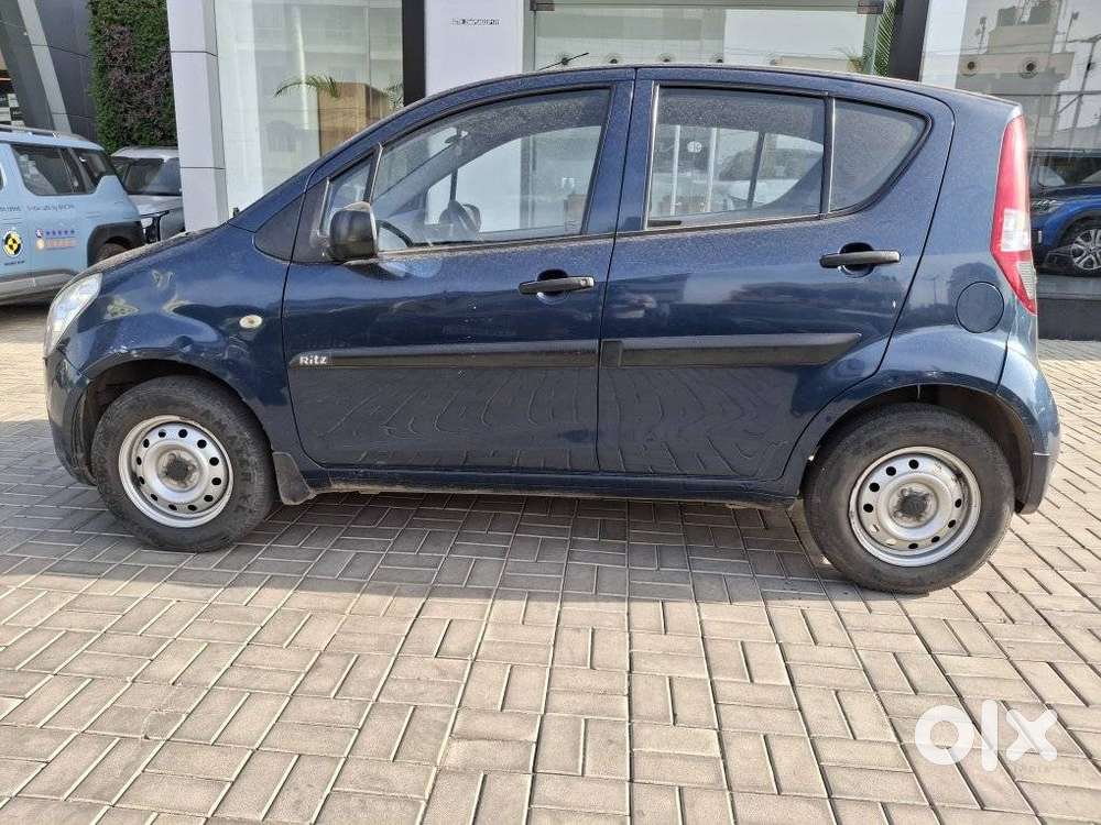 Maruti Suzuki Ritz Lxi, 2012, Petrol