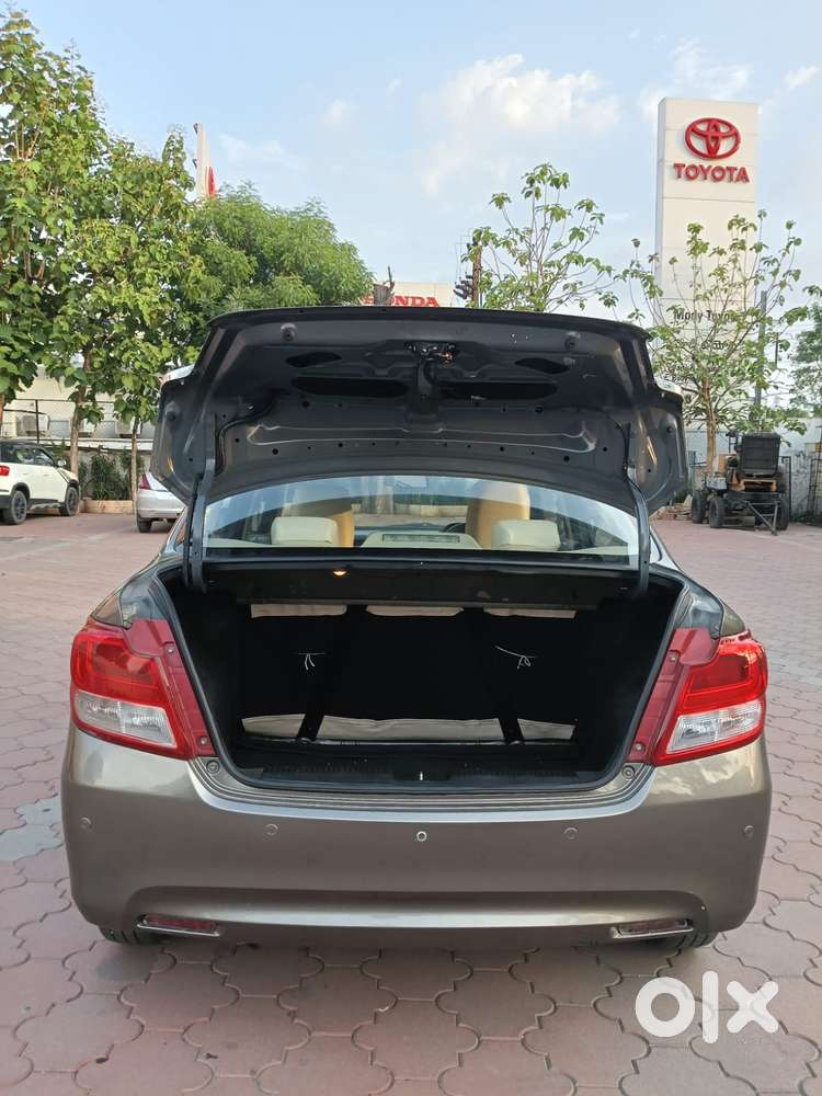 Maruti Suzuki Dzire 1.2 Vxi Amt, 2019, Petrol