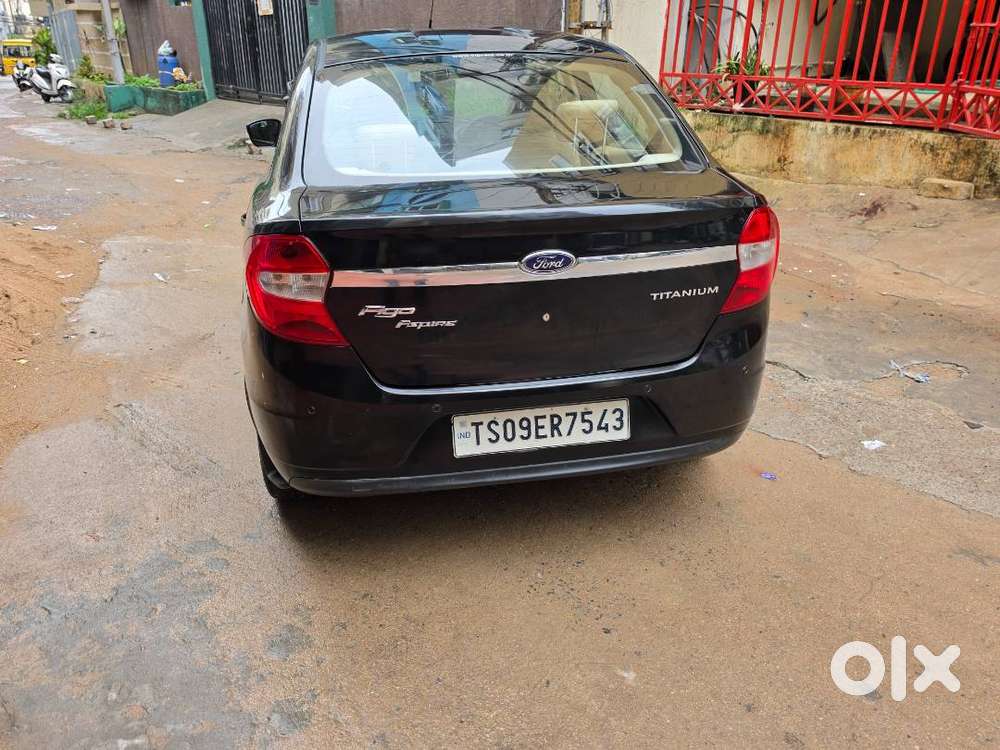Ford Aspire Titanium Blu 2016