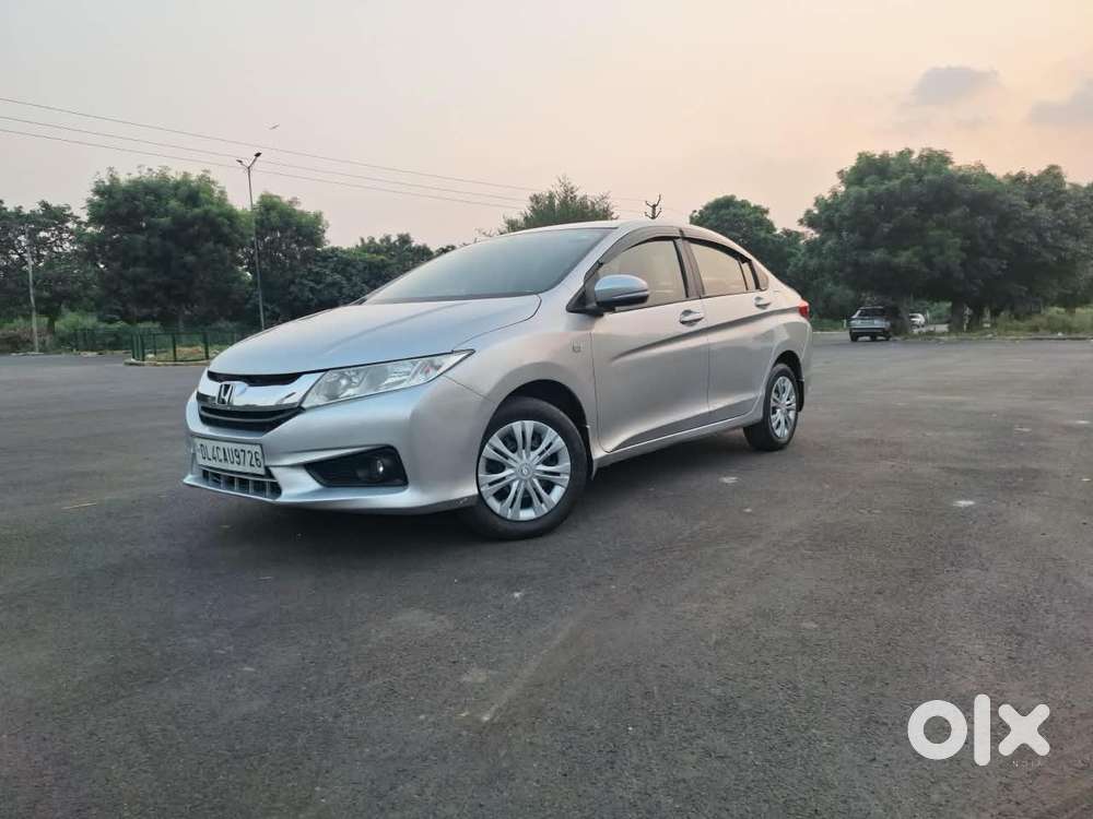 Honda City V Petrol Cvt, 2016