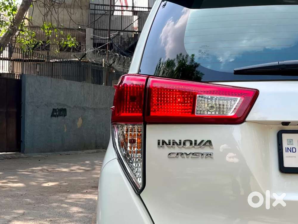 Toyota Innova Crysta [2020-ongoing] 2.4 Zx At 7 Str, 2022, Diesel