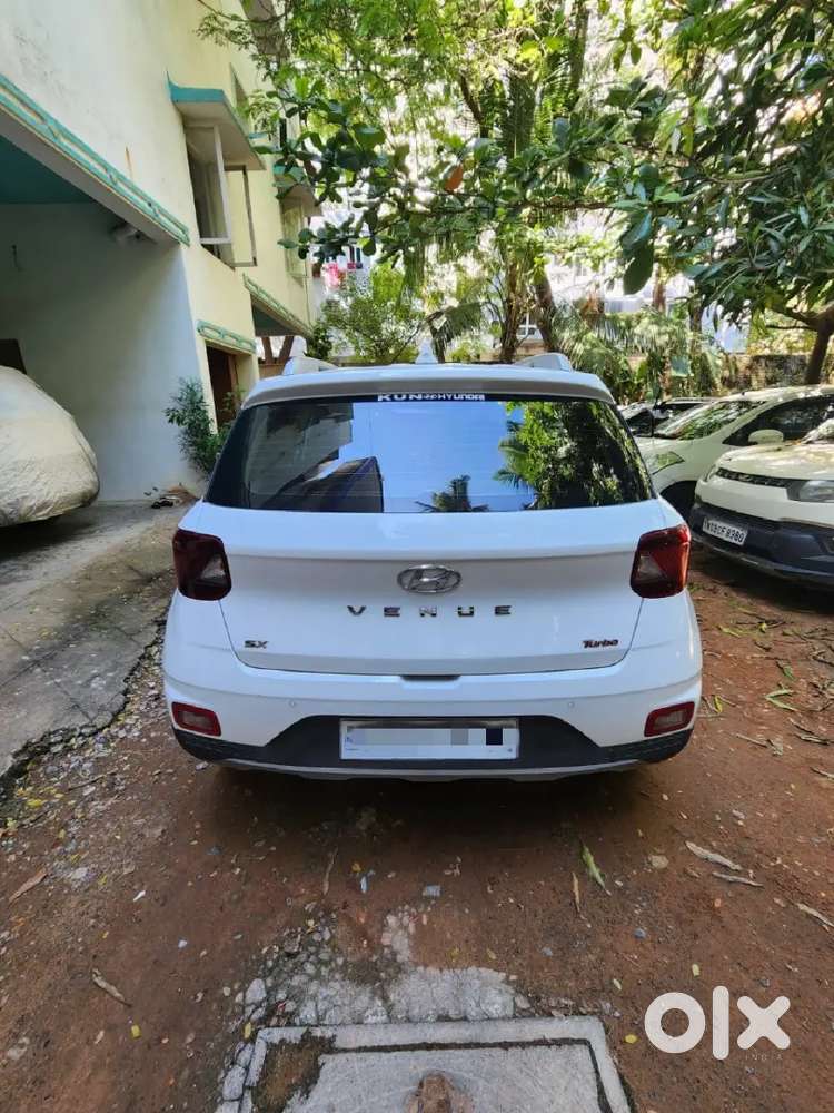 Hyundai Venue 2020 Petrol 59000 Km Driven